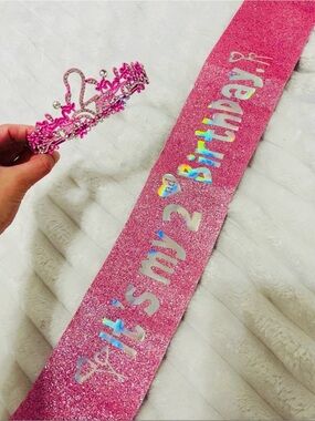 Amazon Pink Glitter Birthday Sash and Tiara Set 🫶